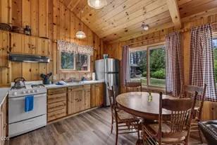 13375 SW Forest Service Rd, Camp Sherman, OR 97730 - Photo 11