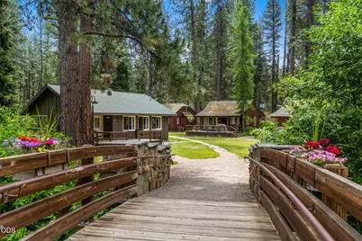 13375 SW Forest Service Road #10, U2, Camp Sherman, OR 97730 - Photo 3