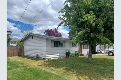 4439 Memorie Lane, Klamath Falls, OR 97603 - Photo 3