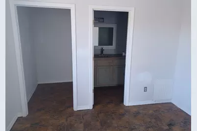 2052 Washburn Way # 2, Klamath Falls, OR 97603 - Photo 5