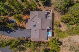 17916 Sandtrap Ln, Sunriver, OR 97707 - Photo 55