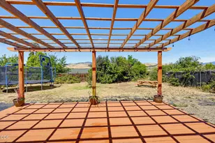 351 Oxford St, Ashland, OR 97520 - Photo 31