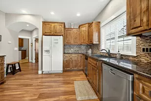 3764 Calle Vista Dr, Medford, OR 97504 - Photo 15