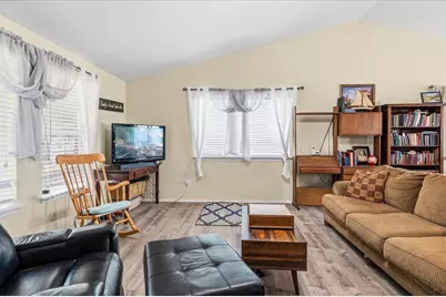512 SE Ponderosa Drive, Madras, OR 97741 - Photo 5