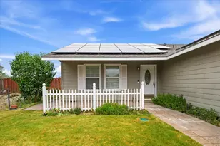 512 SE Ponderosa Dr, Madras, OR 97741 - Photo 3