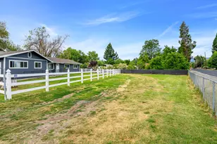 4675 Leonard Rd, Grants Pass, OR 97527 - Photo 31