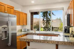 11110 Village Loop, Redmond, OR 97756 - Photo 9
