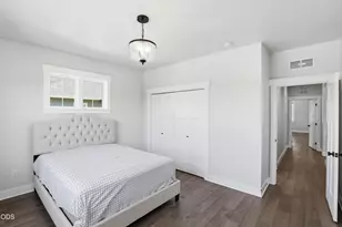 409 Sand Pointe Dr, Central Point, OR 97502 - Photo 11