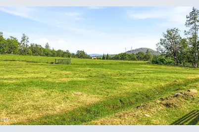 1299 Or-234, Eagle Point, OR 97524 - Photo 45