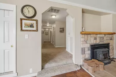 1299 Or-234, Eagle Point, OR 97524 - Photo 17