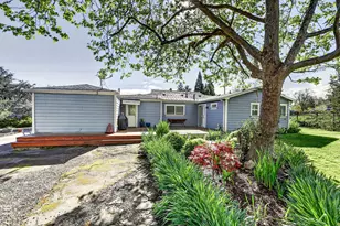 2076 Magnolia Ave, Medford, OR 97501 - Photo 43