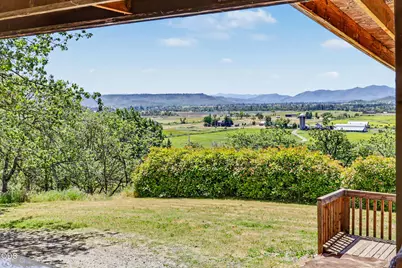 15336 Oregon 62, Eagle Point, OR 97524 - Photo 35