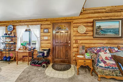15336 Oregon 62, Eagle Point, OR 97524 - Photo 11