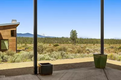 19015 Park Commons Drive, Bend, OR 97703 - Photo 39