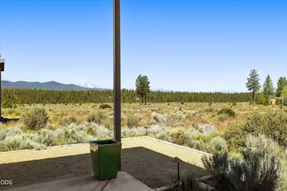19015 Park Commons Drive, Bend, OR 97703 - Photo 41