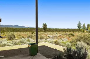 19015 Park Commons Dr, Bend, OR 97703 - Photo 41