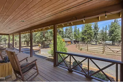16738 Pine Tree Lane, Sisters, OR 97759 - Photo 3