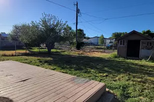 513 9th St, Metolius, OR 97741 - Photo 11