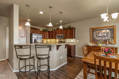 2727 NE 6th Drive, Redmond, OR 97756 - Photo 7