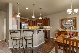 2727 NE 6th Dr, Redmond, OR 97756 - Photo 7