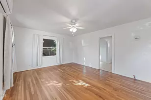 429 S Grape St, Medford, OR 97501 - Photo 5