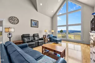 26216 W Bench Rd, John Day, OR 97845 - Photo 11