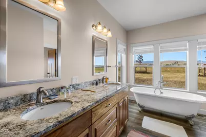 26216 W Bench Road, John Day, OR 97845 - Photo 23
