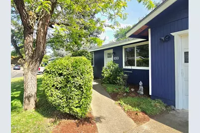 1133 SW Ballinger Drive, Grants Pass, OR 97526 - Photo 5