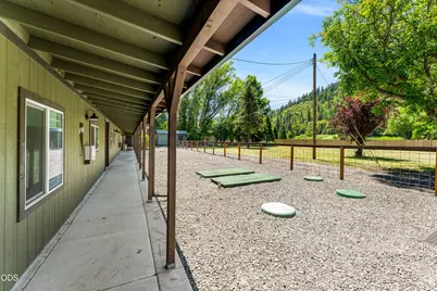 [Address not provided], Gold Hill, OR 97525 - Photo 17