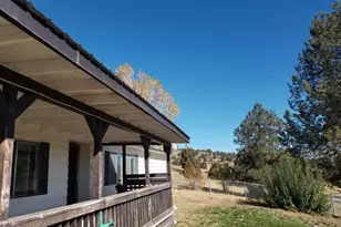 861 Russell St, Klamath Falls, OR 97603 - Photo 3