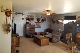 861 Russell St, Klamath Falls, OR 97603 - Photo 45