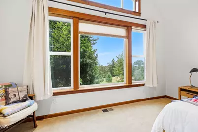 9220 Yank Gulch Road, Talent, OR 97540 - Photo 45