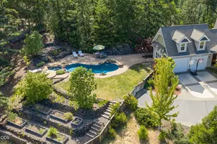 9220 Yank Gulch Rd, Talent, OR 97540 - Photo 83