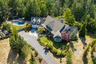 9220 Yank Gulch Rd, Talent, OR 97540 - Photo 3
