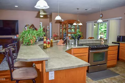 799 Three Pines Road, Grants Pass, OR 97526 - Photo 3