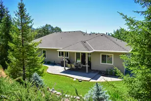 799 Three Pines Rd, Grants Pass, OR 97526 - Photo 39