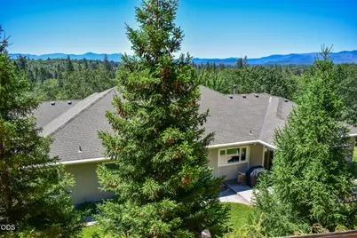 799 Three Pines Road, Grants Pass, OR 97526 - Photo 15