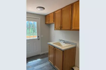 17717 Hwy 58, Crescent Lake, OR 97733 - Photo 35