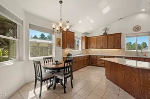 523 E Forks Cir, Cave Junction, OR 97523 - Photo 15