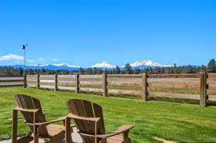 17186 Hwy 126, Sisters, OR 97759 - Photo 23