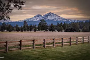 17186 Hwy 126, Sisters, OR 97759 - Photo 1