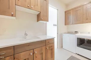 60454 Kangaroo Loop, Bend, OR 97702 - Photo 19
