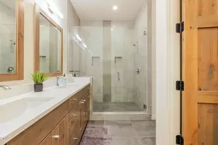 60454 Kangaroo Loop, Bend, OR 97702 - Photo 29