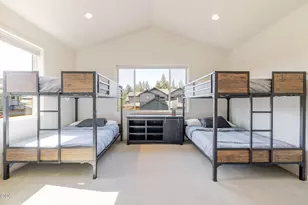 60454 Kangaroo Loop, Bend, OR 97702 - Photo 33