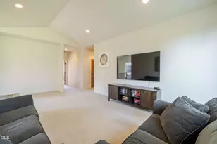 60454 Kangaroo Loop, Bend, OR 97702 - Photo 33
