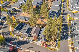 1094 E Horse Back Trail, Sisters, OR 97759 - Photo 43
