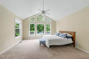 3348 Creek View Dr, Medford, OR 97504 - Photo 21
