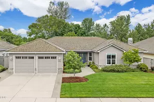 3348 Creek View Dr, Medford, OR 97504 - Photo 55
