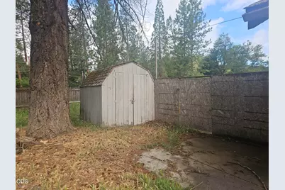 2062 Lampman Road, Gold Hill, OR 97525 - Photo 17