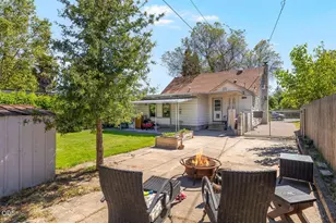139 N Columbus Ave, Medford, OR 97501 - Photo 27